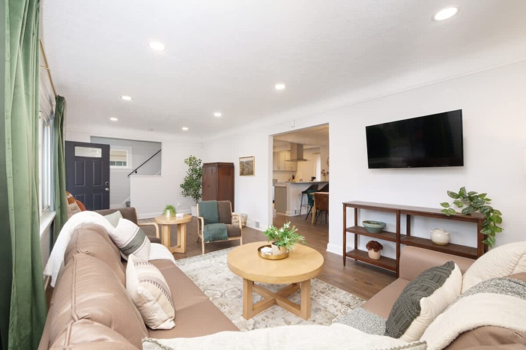 d5f3684e 56fc 4e qZODA.jpg