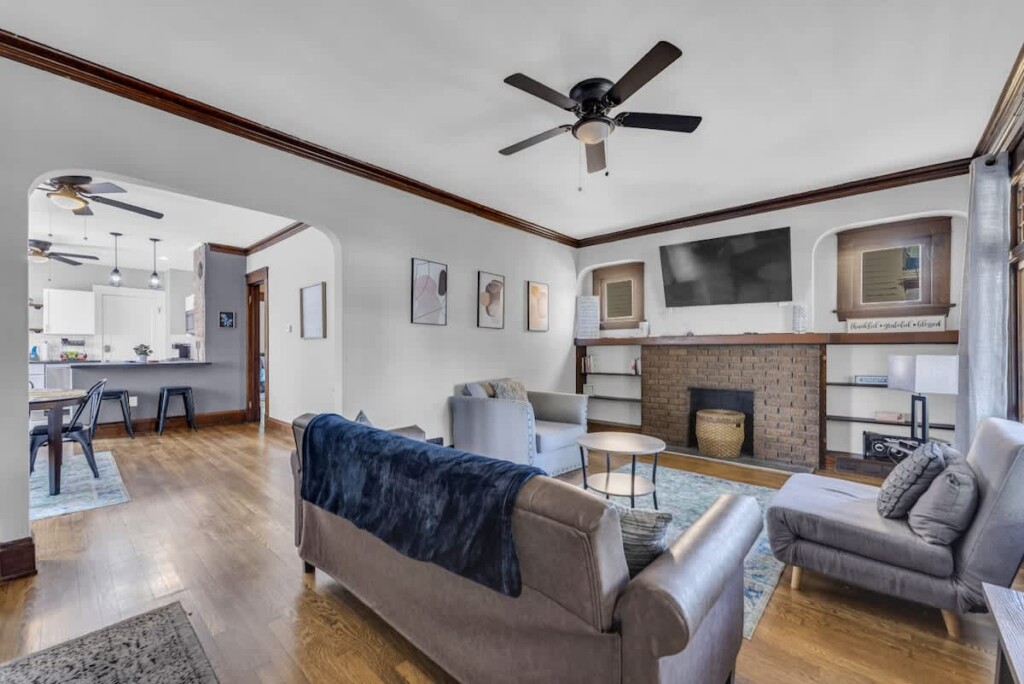 d6738d68 33e8 46 najNx.jpg