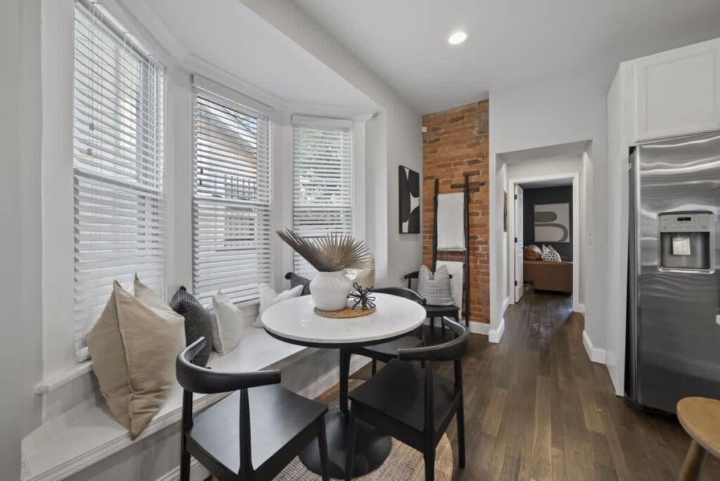 d9f917fe be08 41 y65eB.jpg