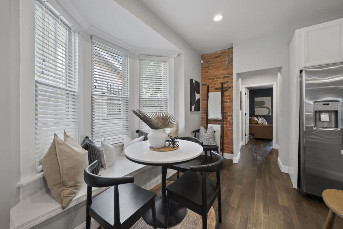 d9f917fe be08 41 y65eB.jpg