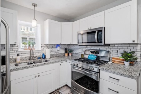 da047f21 91b8 44 wBW1b.jpg