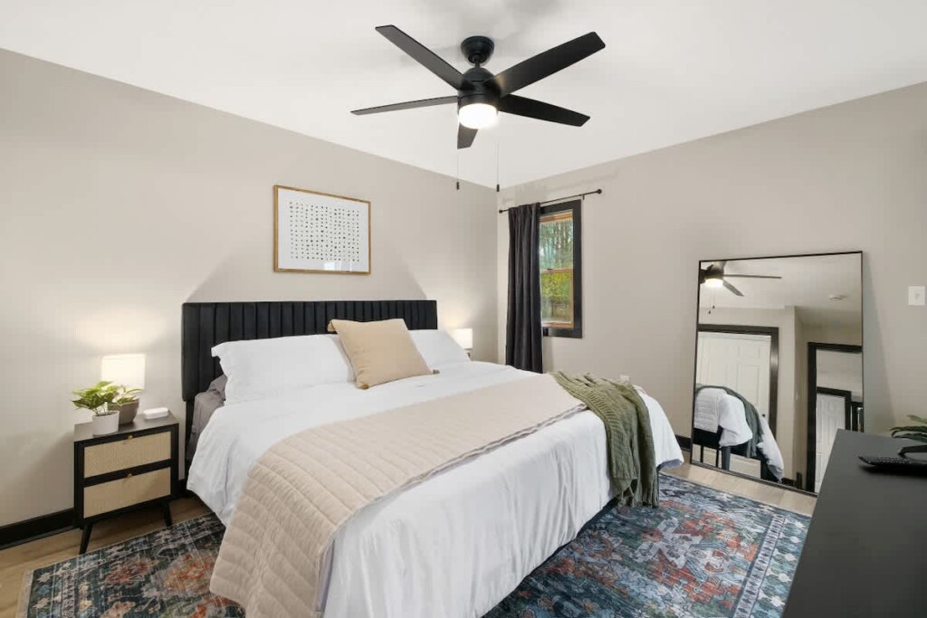 dfcbcc82 daed 4d R90xM.jpg