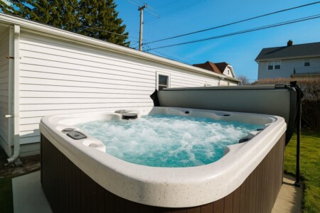 e255b11e 63f8 47 LmY1D.jpg