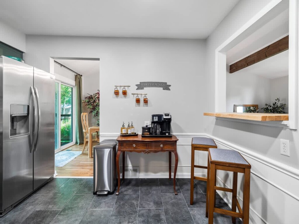 e6135e74 4623 4a B5FU9.jpg