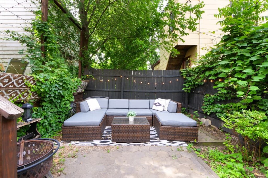 eb50a1ad eeda 4d ihQLT.jpg