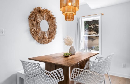 effd4abe eb52 42 SQZrX.jpg