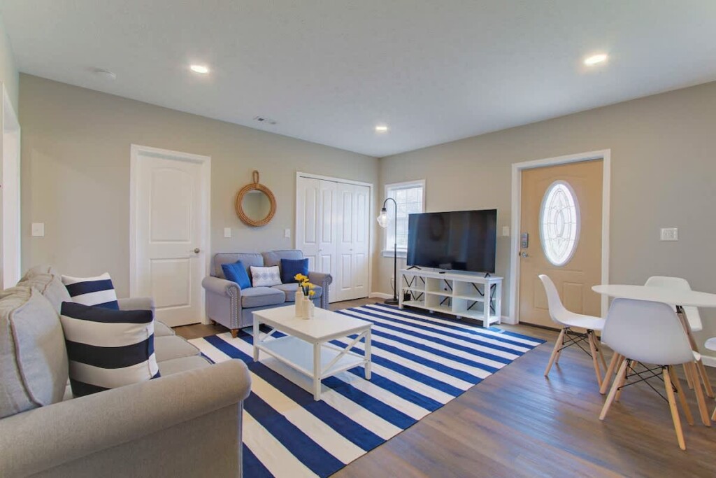 f1f9434a 9782 4b FngLU.jpg