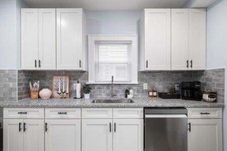 f2dd8fac 6433 47 DW AY.jpg