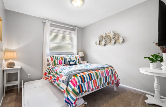 f4bbe593 df84 4d isJbL.jpg