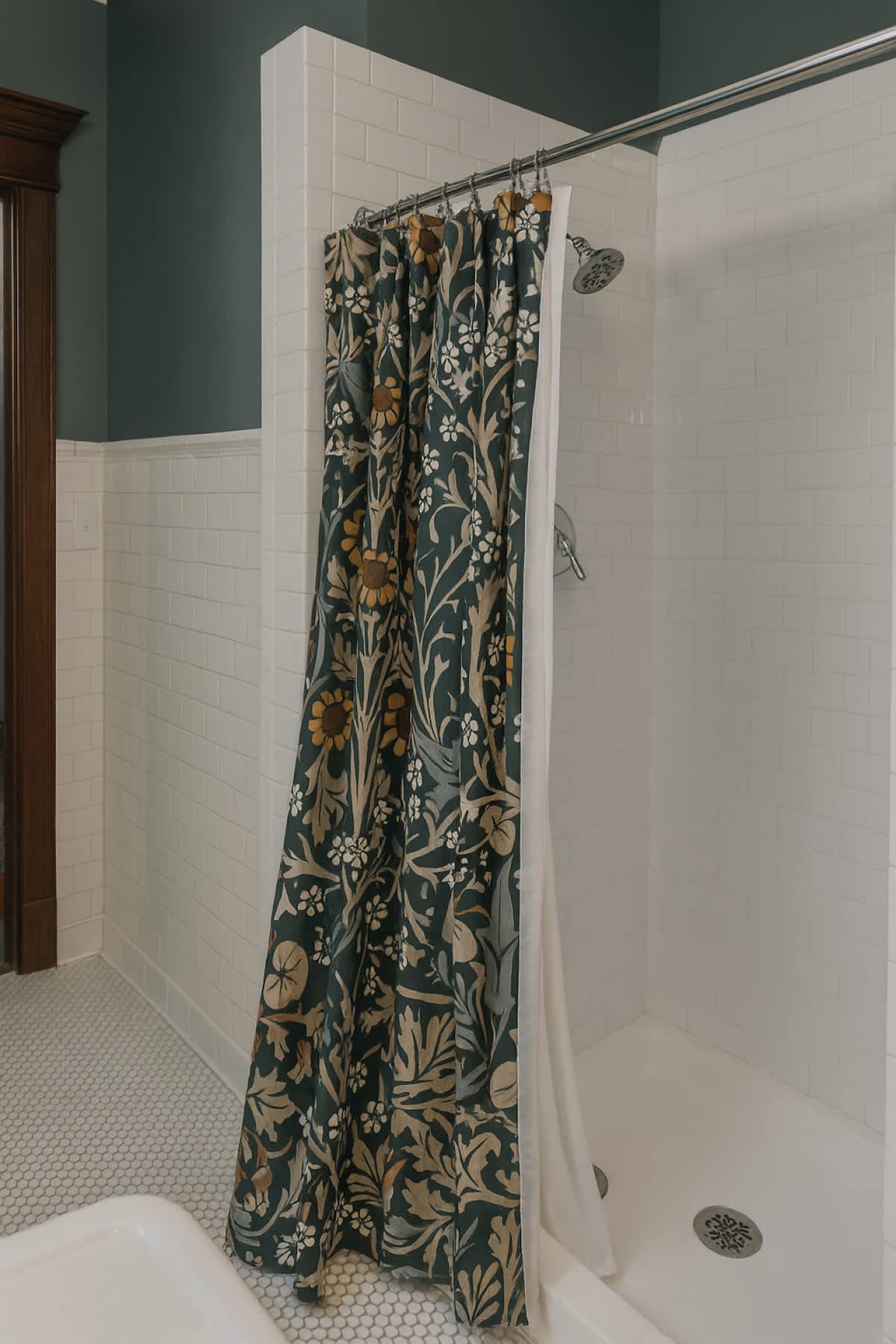 f56e3847 a906 42 awYLx.jpg