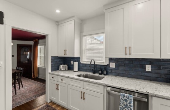 f5edf87a 4034 4b 96yKT.jpg