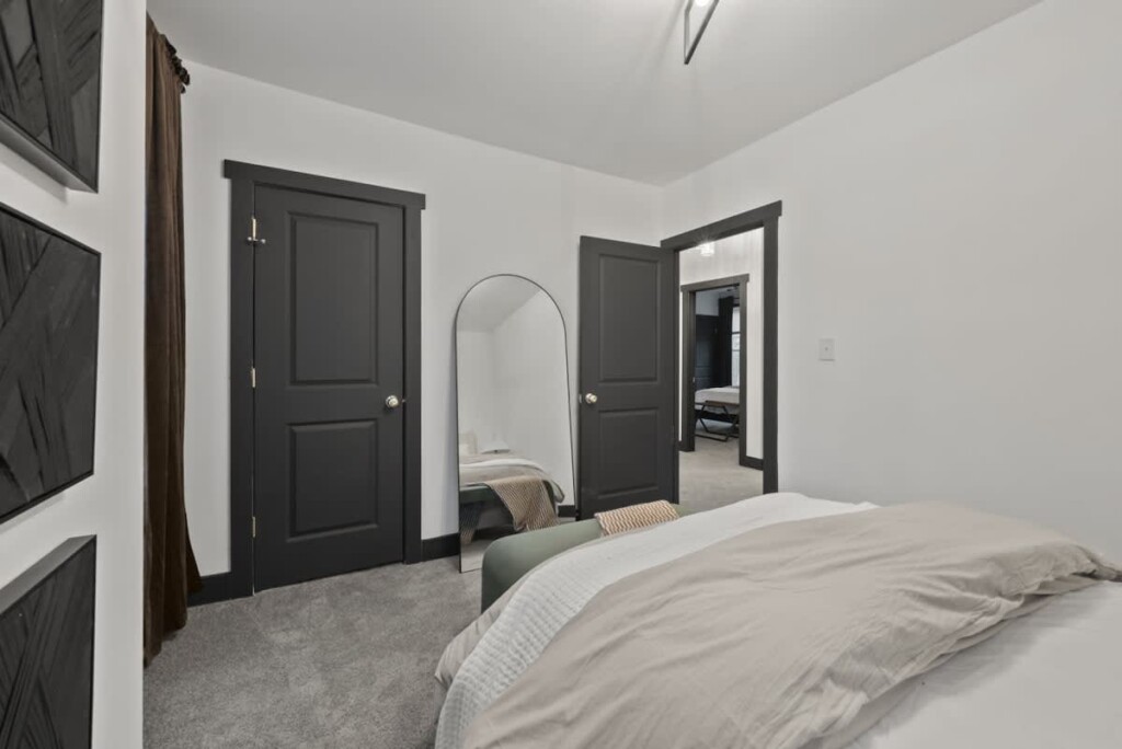 f5f91598 73b7 48 rbwJ.jpg