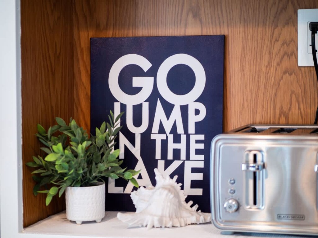 f5fa1586 84a8 4a Vp5um.jpg