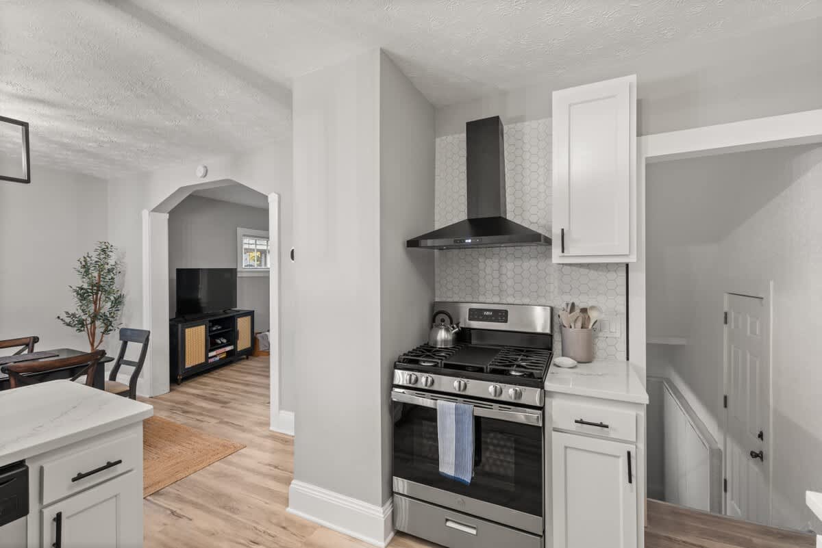 f6c075bb 2072 42 qdOMR.jpg