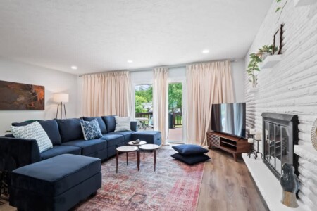 f83308e3 802a 43 gxH9O.jpg