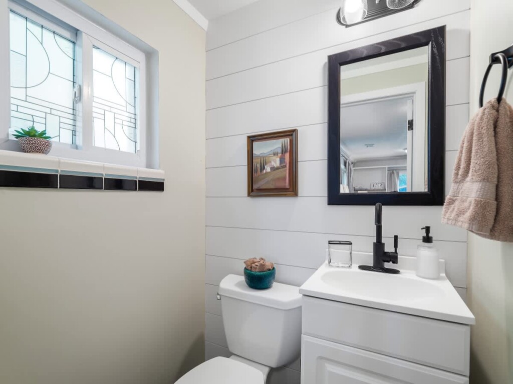 fb7bc5c4 0330 45 jXxvi.jpg