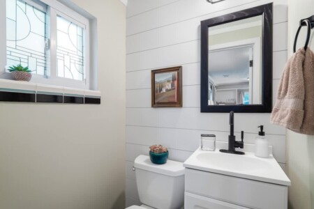 fb7bc5c4 0330 45 jXxvi.jpg