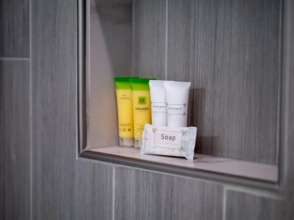 fba52f60 572d 46 Sx0m7.jpg