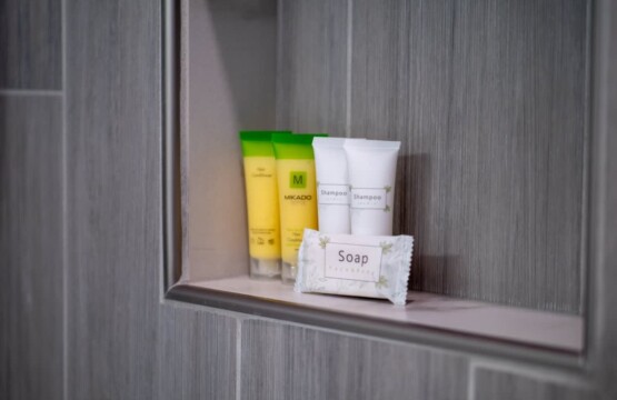 fba52f60 572d 46 Sx0m7.jpg