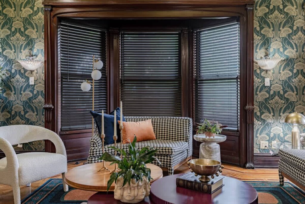 fdc22e24 9b01 44 nGks0.jpg