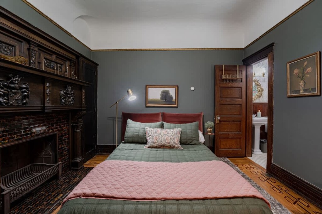 ff409c71 96f7 4c m9Bg0.jpg