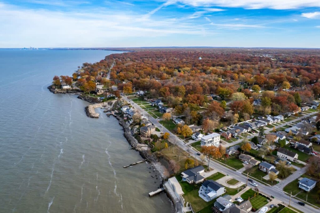 035b31ac 64bf 4e E49qg