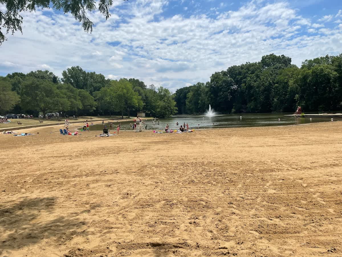 0367e7a5 2043 4a FNyjO