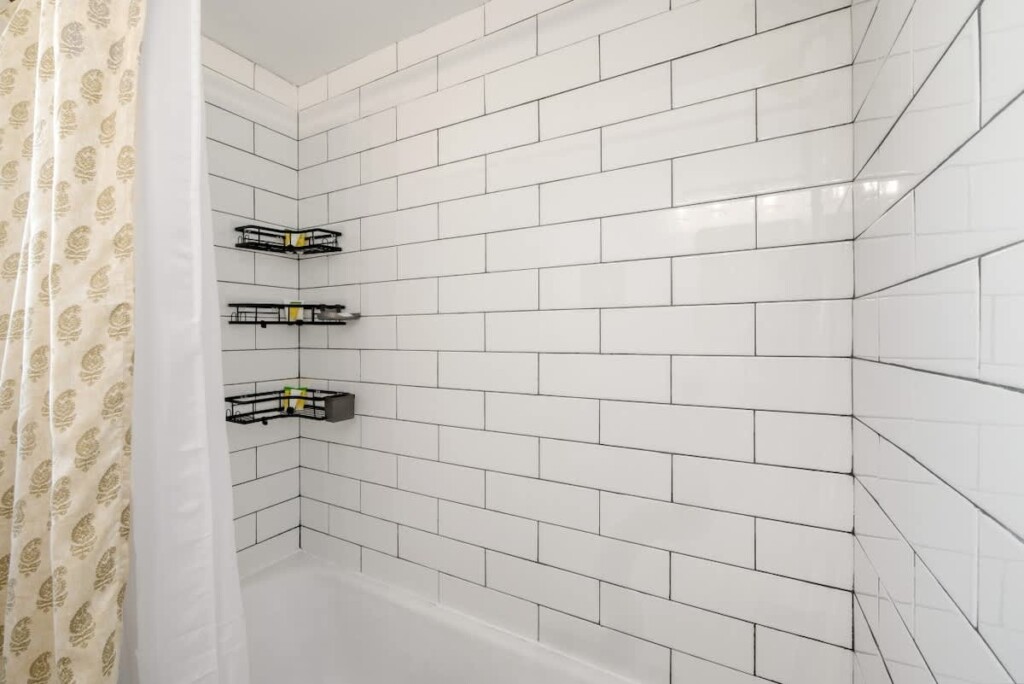 03949a86 4232 4f UEzVt