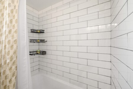 03949a86 4232 4f UEzVt