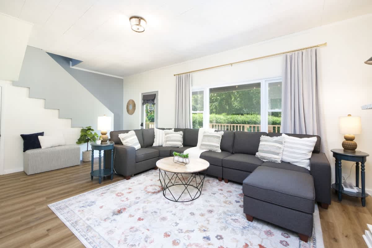 08f4e4dc a2a2 4f sva6W