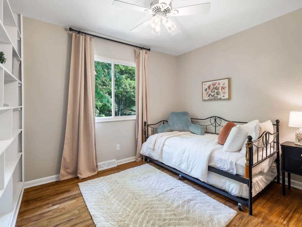 08f9c79e 33d1 42 n7zL2