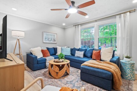 0b279e25 4127 46 HIidj