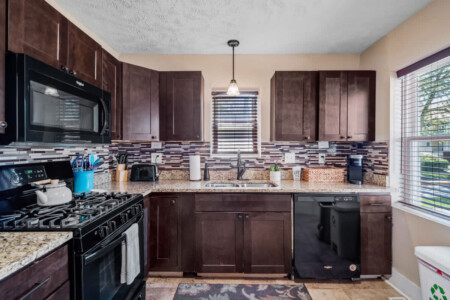 0e13f51f 7f2d 4a sBJSg