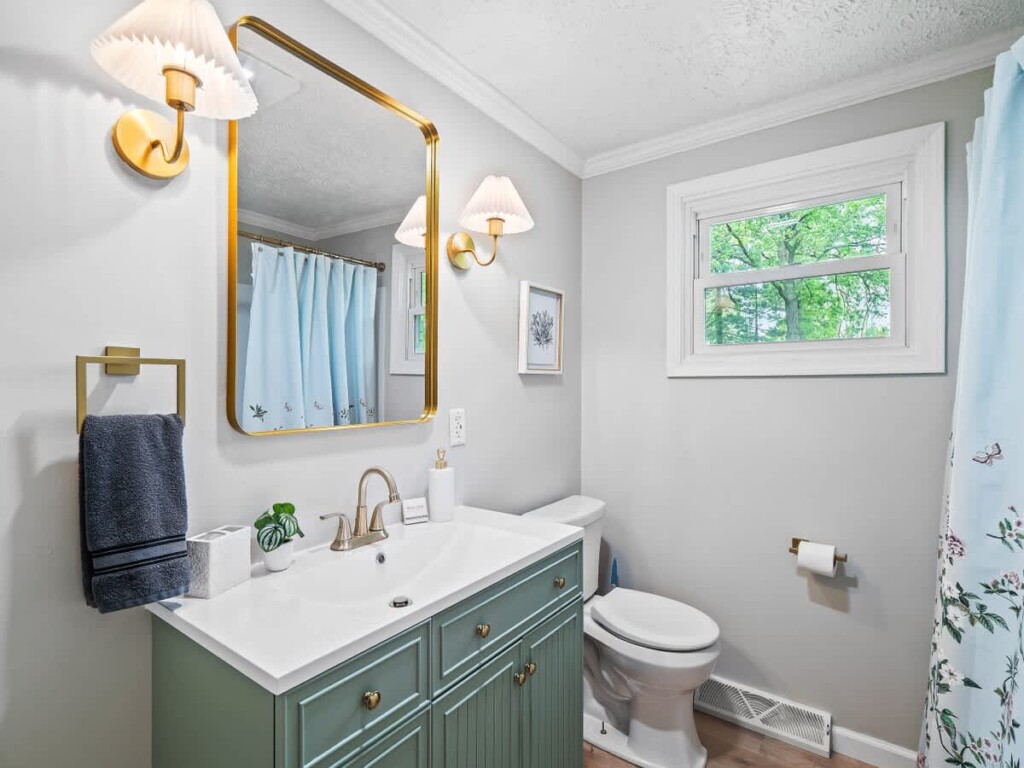 11036121 4196 42 ZWU9g