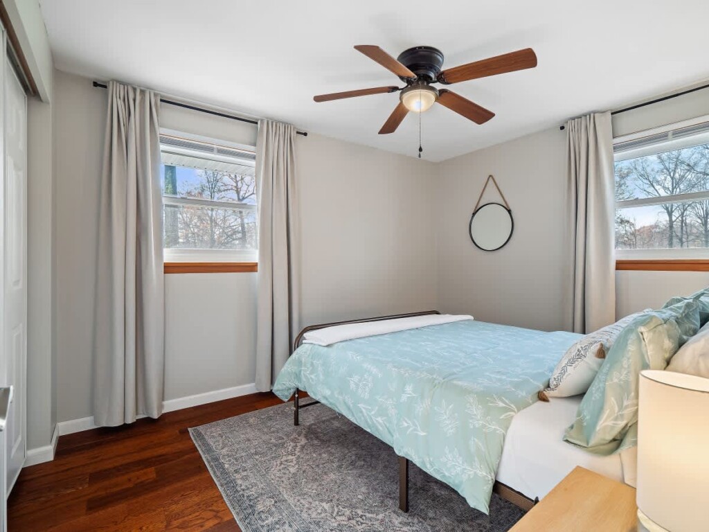 11d151aa c647 42 sIuiI