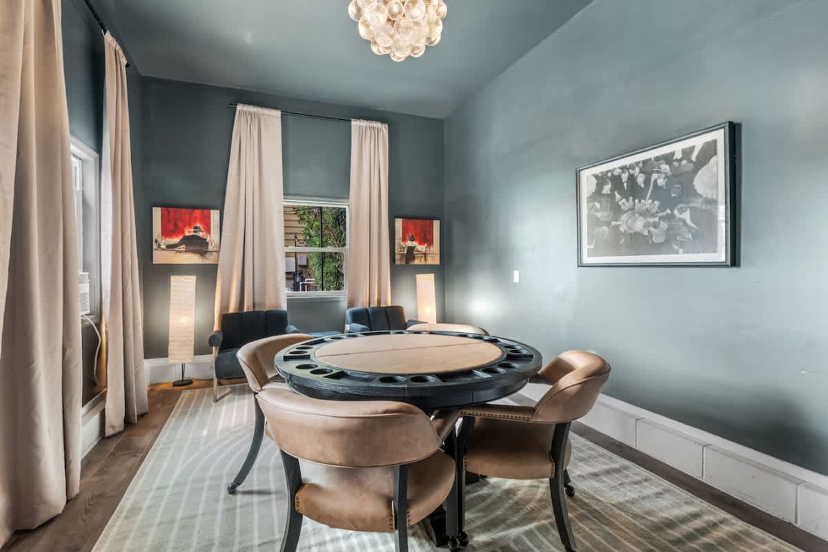 133d62e0 e553 46 hlUI