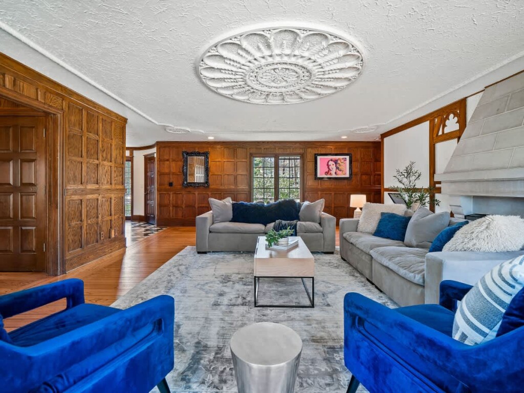 1422f95b fe76 46 6teiI