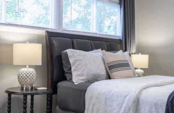 15973ee4 8e1b 44 8moif