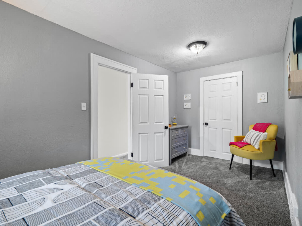 16a97521 d780 48 lXoni