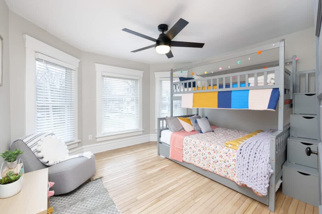 1bdf2766 57fb 4f pXbgk