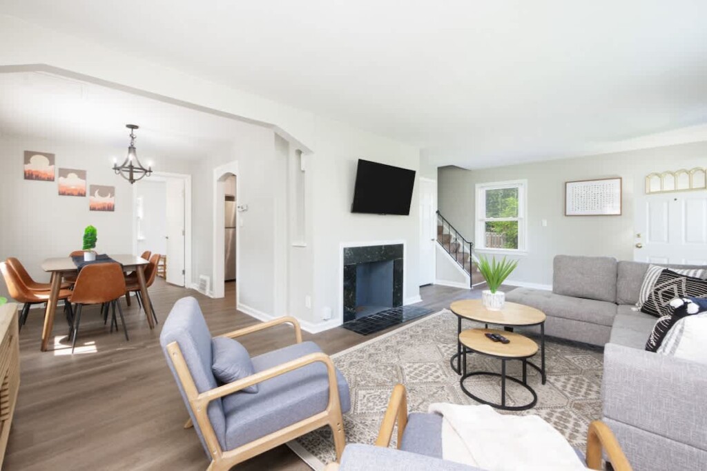 1cef1e74 6b08 4f EFJus