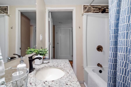 1e30320a 5343 48 dfZb2