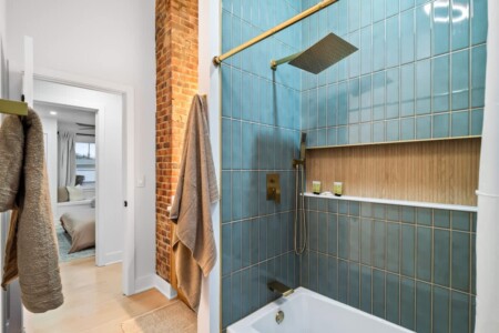 1e933bfa 1979 47 oIFa2