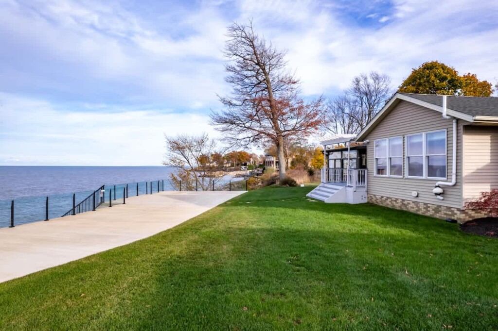 1f8573c1 3cf2 45 K WqM 1