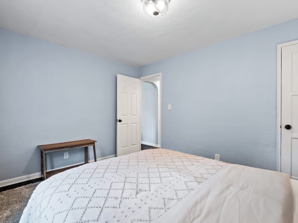 222519fc 179c 43 WwiBV