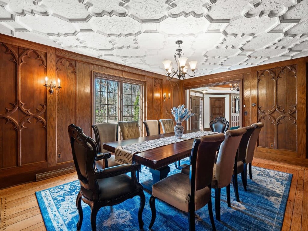 23f35350 d683 4b Utoa0