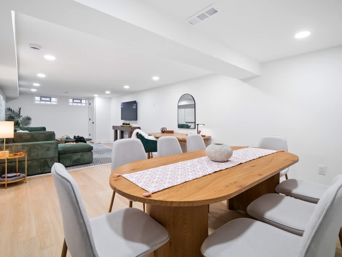 241fc639 015b 40 GkBId