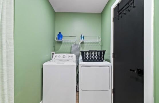 24f01db4 39d2 41 uXxqM