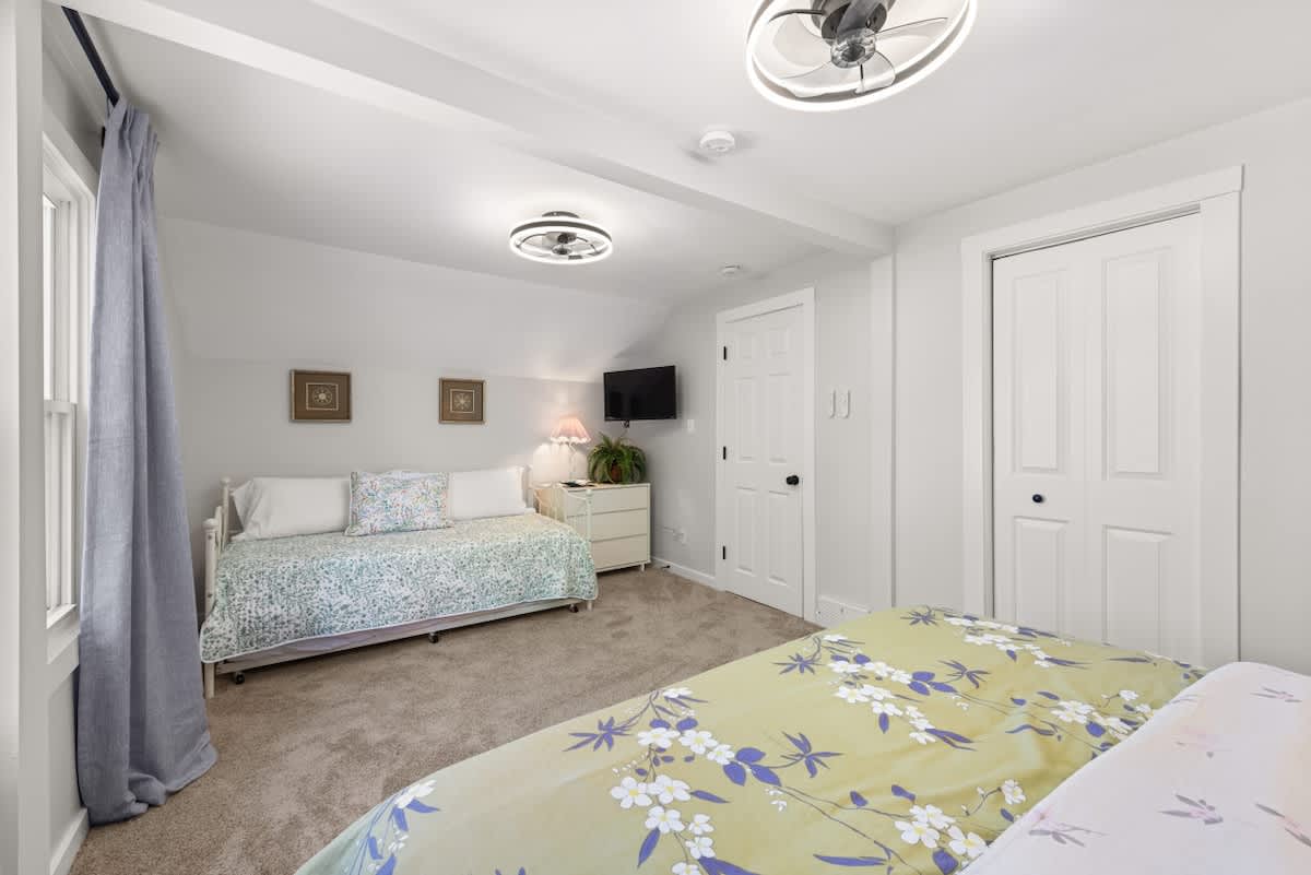 25b2c400 23fc 48 P UZk