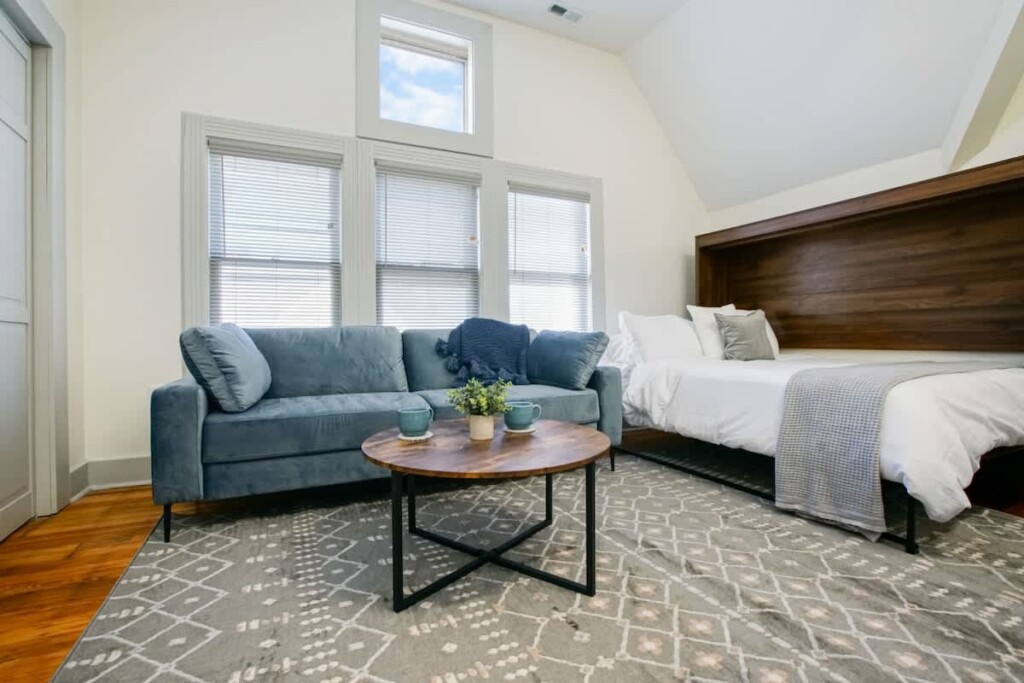 2936e4e9 eae9 4d MmcS4 1